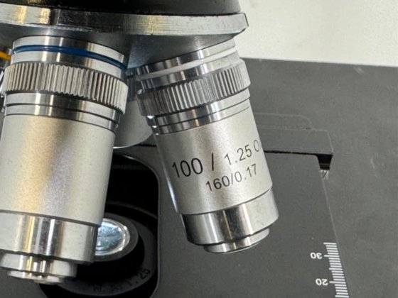 AmScope Microscope