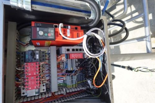 加热和控制带式（倾斜式）输送机