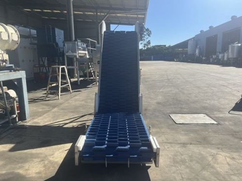 Tripax Engineering 皮带式（倾斜式）输送机