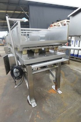 TNA VM3 振动输送机