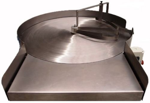 ME 新设备 PADT-1200 蓄水去水台,用于瓶和罐的蓄水。