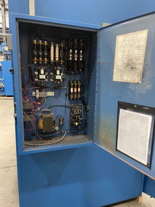 双门烤箱与推车