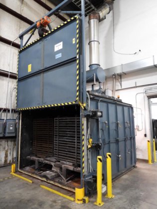 带有水雾抑制装置的熄火炉