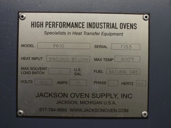 带有水雾抑制装置的熄火炉