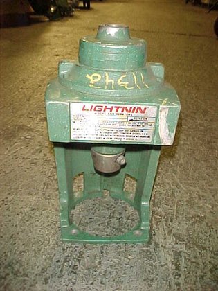 Lightnin N33ar 33 #11342 in