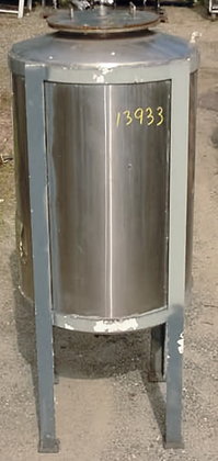 Vertical Closed Top Tank 250