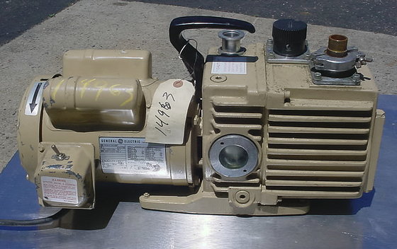 Leybold Tt "maxima" Vac Pump