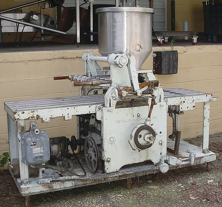 Geyer Four Piston Filler J