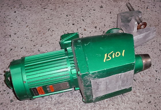 Lightnin Clamp Mount Mixer Xj-174