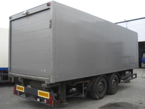 1999 Kögel ZVKA18 Refrigerator trailer