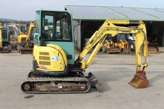 2011 Yanmar Vio 33 Mini