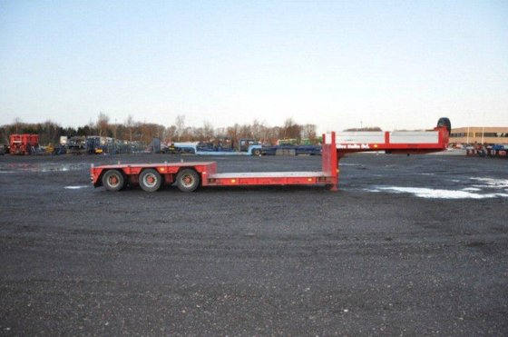 2005 Broshuis Tiefbett Low loader
