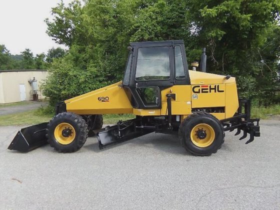 1997 GEHL MG690