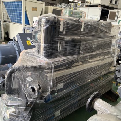 格力 50 匹 152kw 涡漩水冷冷水机