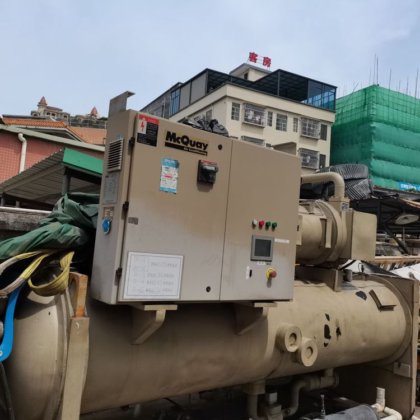 二手冷水机回收螺杆机制冷设备置换旧中央空调拆卸全国上门服务