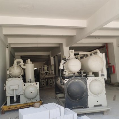 附近废旧二手工业冷水机机组工厂制冷设备商用中央空调回收