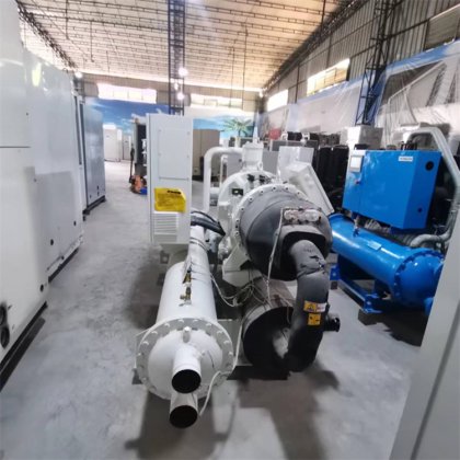 二手美的120匹螺杆冷水机水冷节能中央空调一机多联用法原装正品