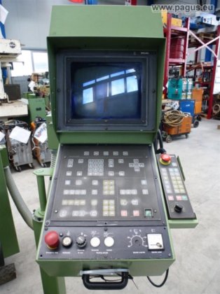 MAHO milling machine