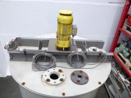 PAGUS round container with agitator