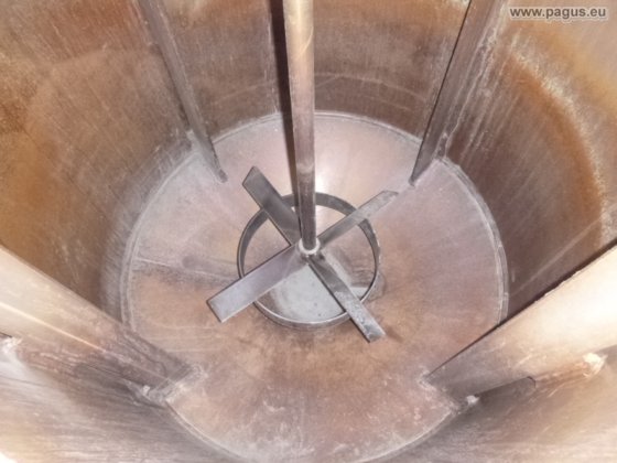 PAGUS round container with agitator