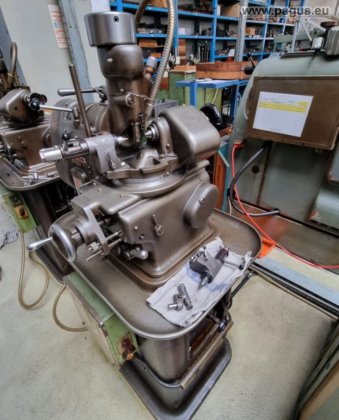Mikron gear hobbing machine