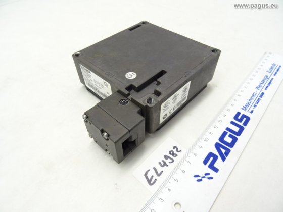 EUCHNER safety switch