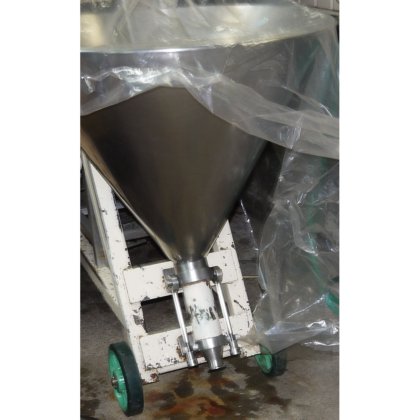 【定量充填装置(モーノポンプ)】