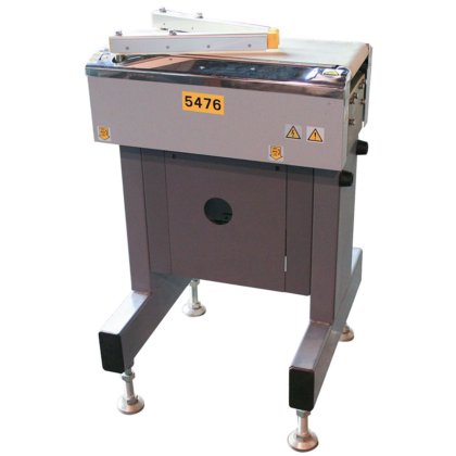 アンリツ株式会社 KW412AE