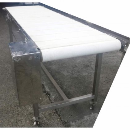 【ベルトコンベアー(桟付)】