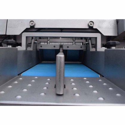 株式会社 日本キャリア工業 AZ-340