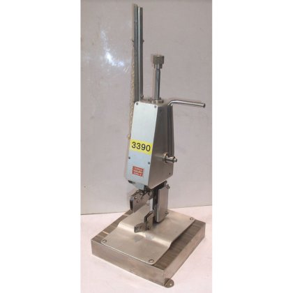 TIPPER TIE MODEL M(MKH)