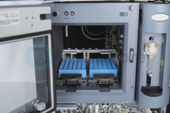 Waters Acquity UPLC System with