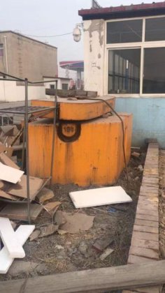 三一220吨汽车吊边配重二块（12吨/块）