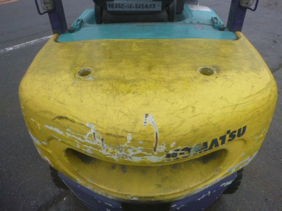 1997 KOMATSU FG25C 12