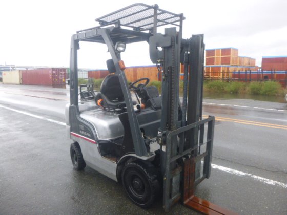 2005 NISSAN L01A15D