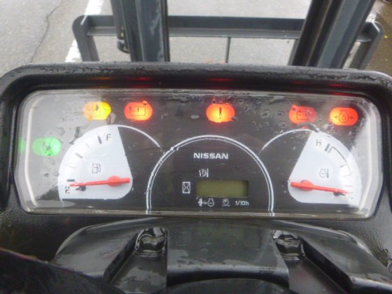 2005 NISSAN L01A15D