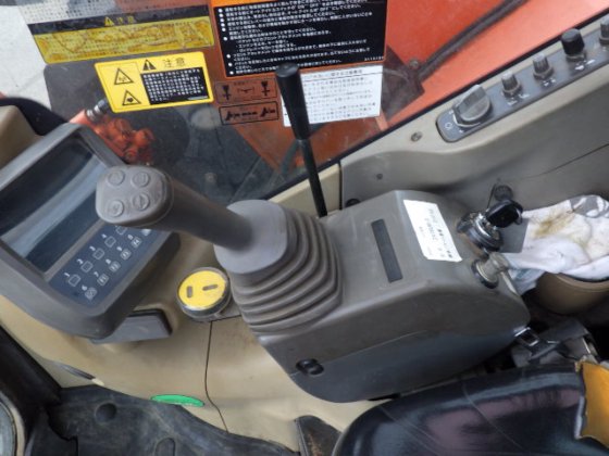 2012 hitachi zx75ur 3