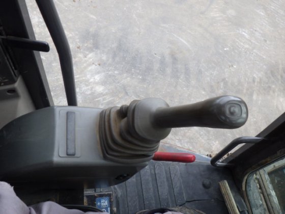 2012 hitachi zx75ur 3