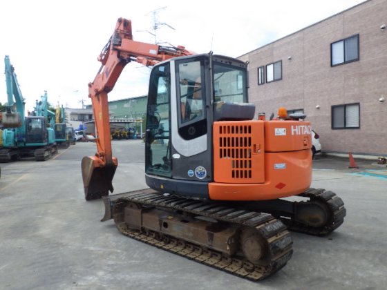 2012 hitachi zx75ur 3