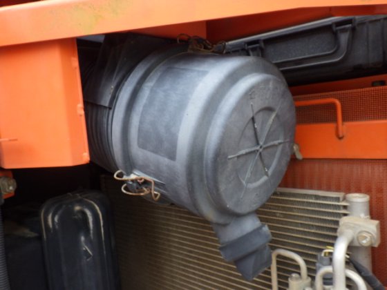 2012 hitachi zx75ur 3