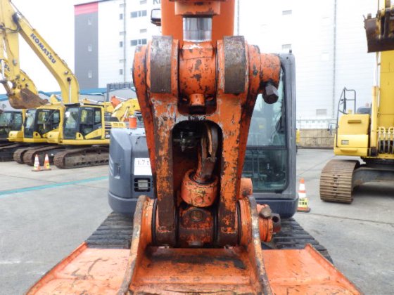 2012 hitachi zx75ur 3
