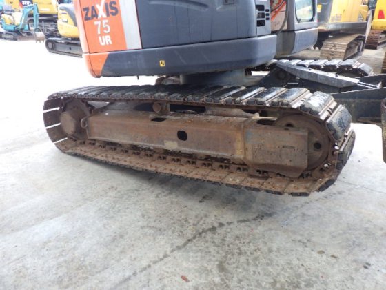 2012 hitachi zx75ur 3