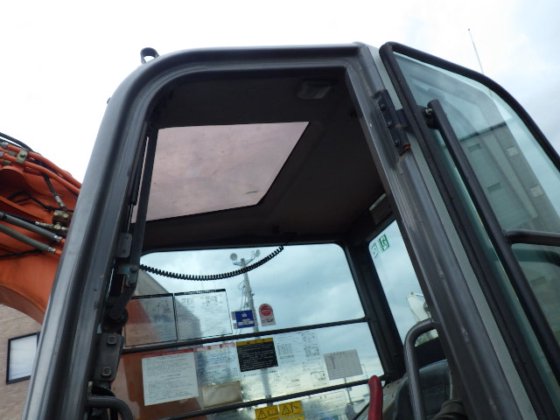 2012 hitachi zx75ur 3