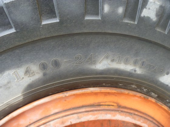2004 Hitachi lx110 7