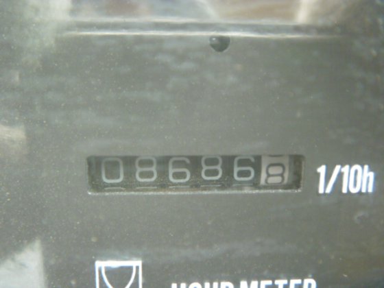 2004 Hitachi lx110 7