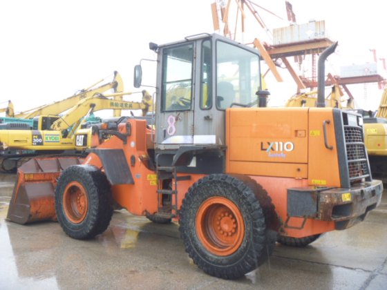 2004 Hitachi lx110 7