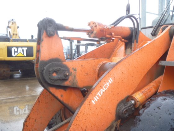 2004 Hitachi lx110 7