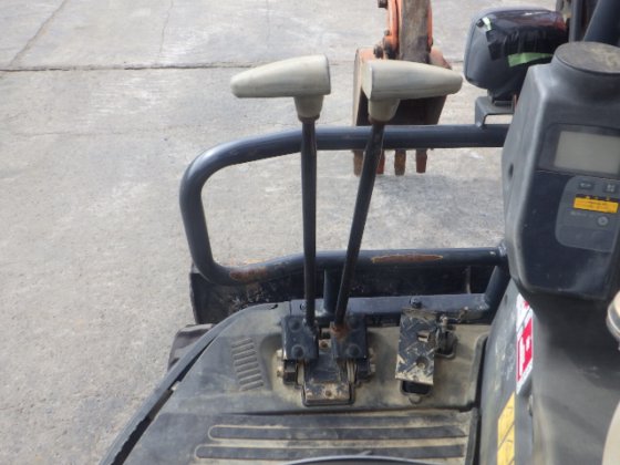 2014款日立ZX30UR 3