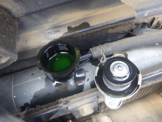 2014款日立ZX30UR 3