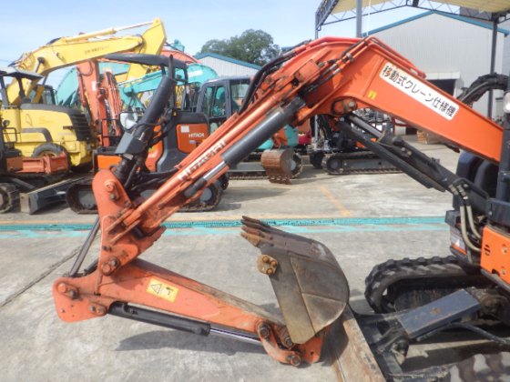 2014款日立ZX30UR 3